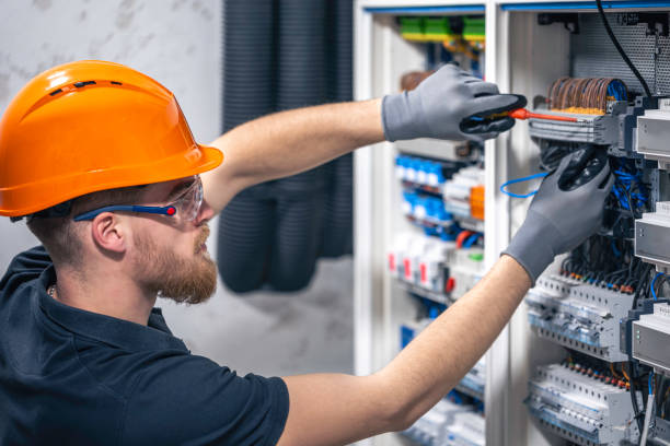 Best Electrical Contractors for Businesses  in Ellisville, MO